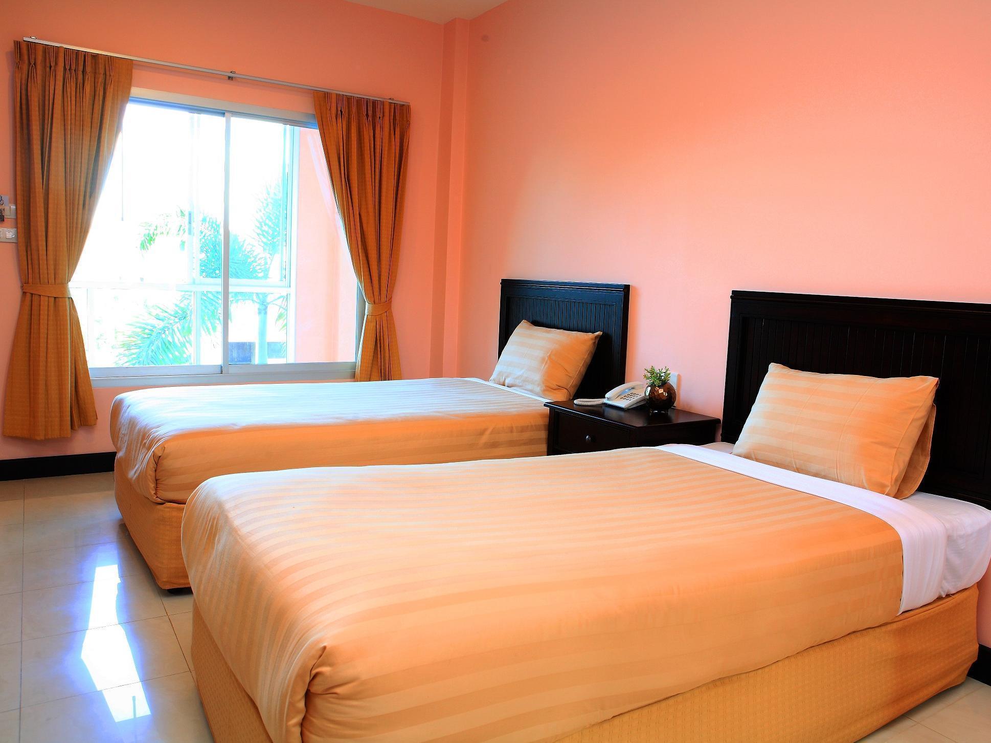 The Victory Hotel Ban Muang Daeng Екстер'єр фото